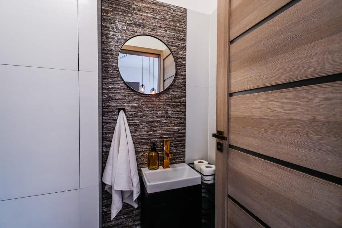 Luxury Apartment In The City Center Bratislava Exterior photo
